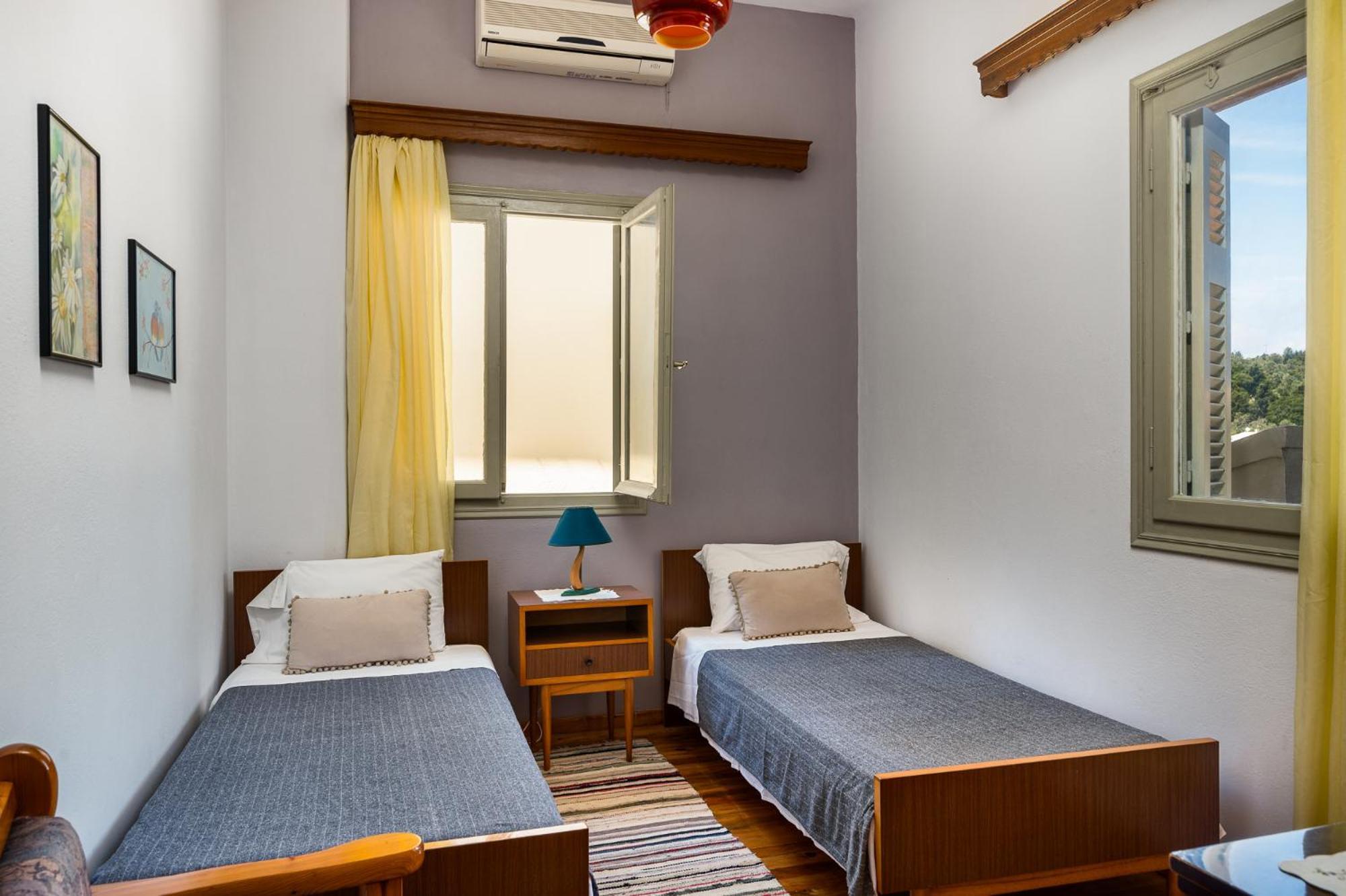 Agaloula Centrally Located Apartments, Lakka 외부 사진