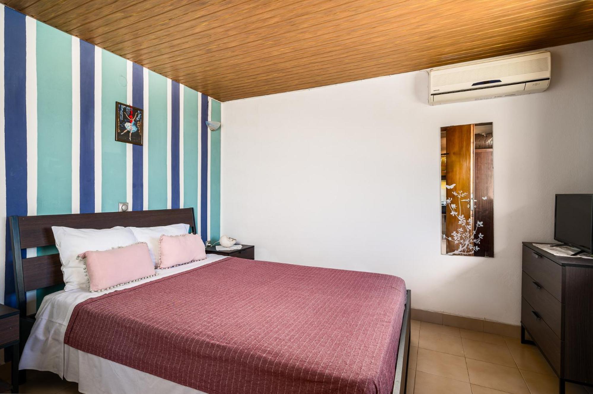 Agaloula Centrally Located Apartments, Lakka 외부 사진