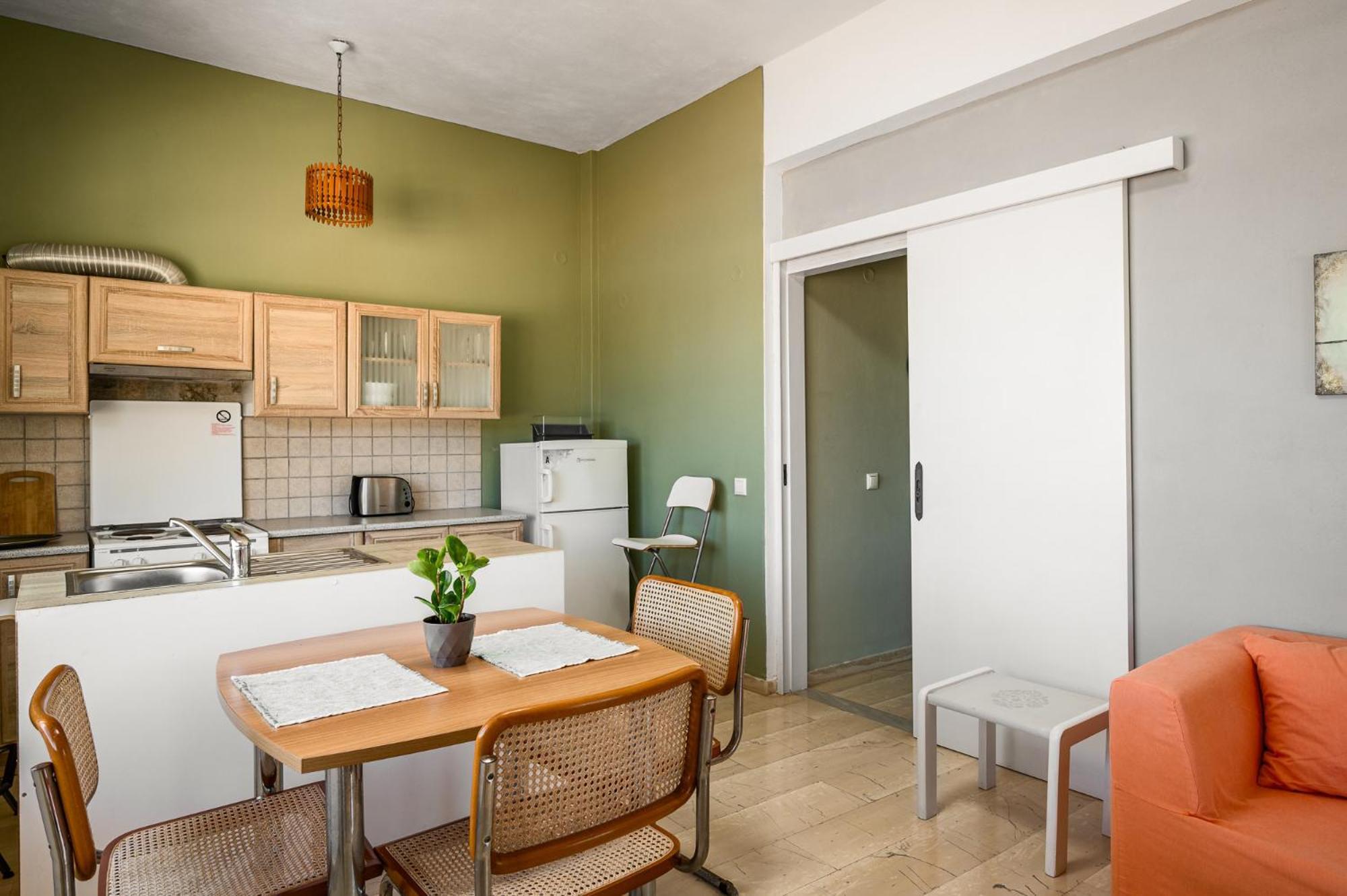 Agaloula Centrally Located Apartments, Lakka 외부 사진
